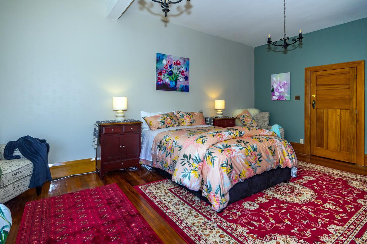 The Sanctuary & Free Breakfast 4* Timaru