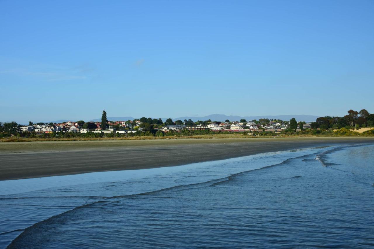 The Sanctuary & Free Breakfast Timaru
